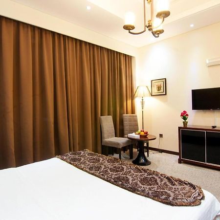 Better Living Apartment Dubai Exterior photo